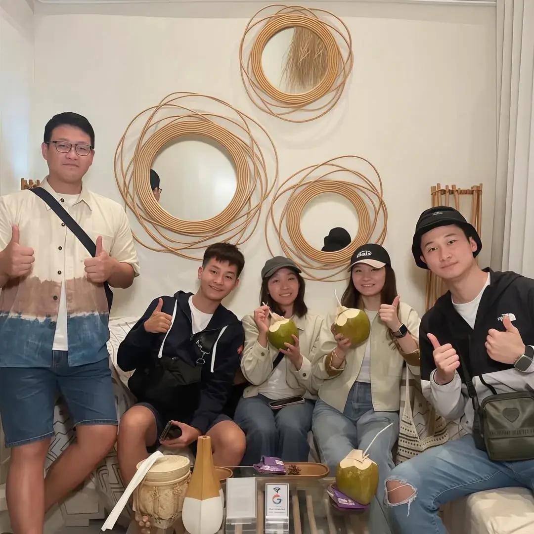 Happy guests at R8ST Massage and Spa